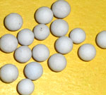 Activated alumina balls for gas drying